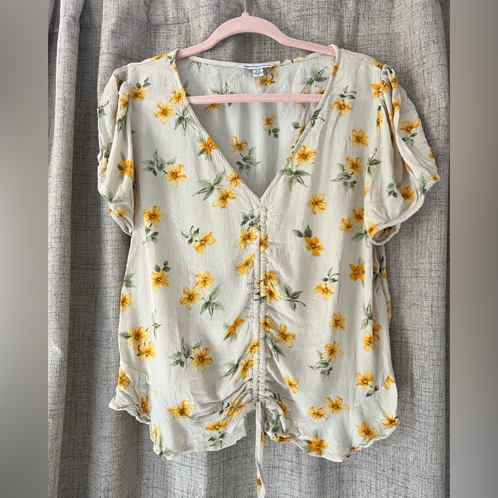 AEO NWOT Floral V-Neck Ruched Top - Yellow and Green